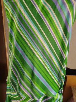 Blusón de poliéster con rayas verdes