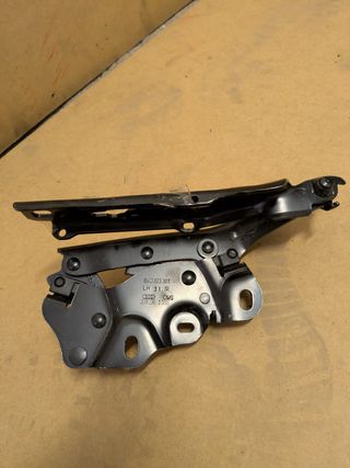 Bisagra Capó Audi A3 8V0823301F