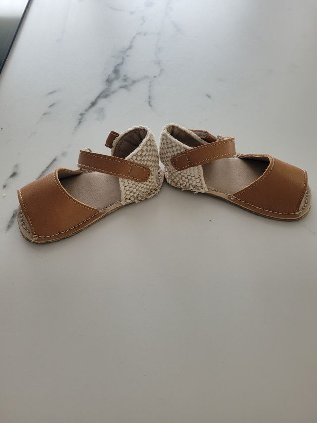 Zapatos respetuosos Talla 19