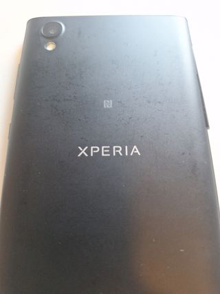 Sony Xperia Negro