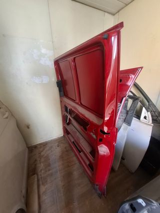 Puerta lateral Volkswagen Transporter t5. T6.