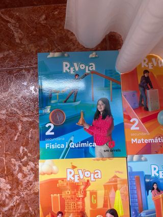 Geografia i Història. 2 Secundaria. Revola