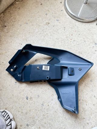 Cacha lateral KTM 690 SMC R Izquierda