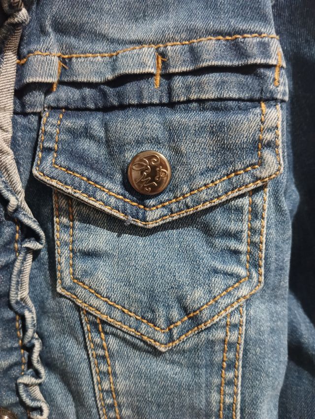 Chaqueta vaquera niña Mayoral. Talla 8-9