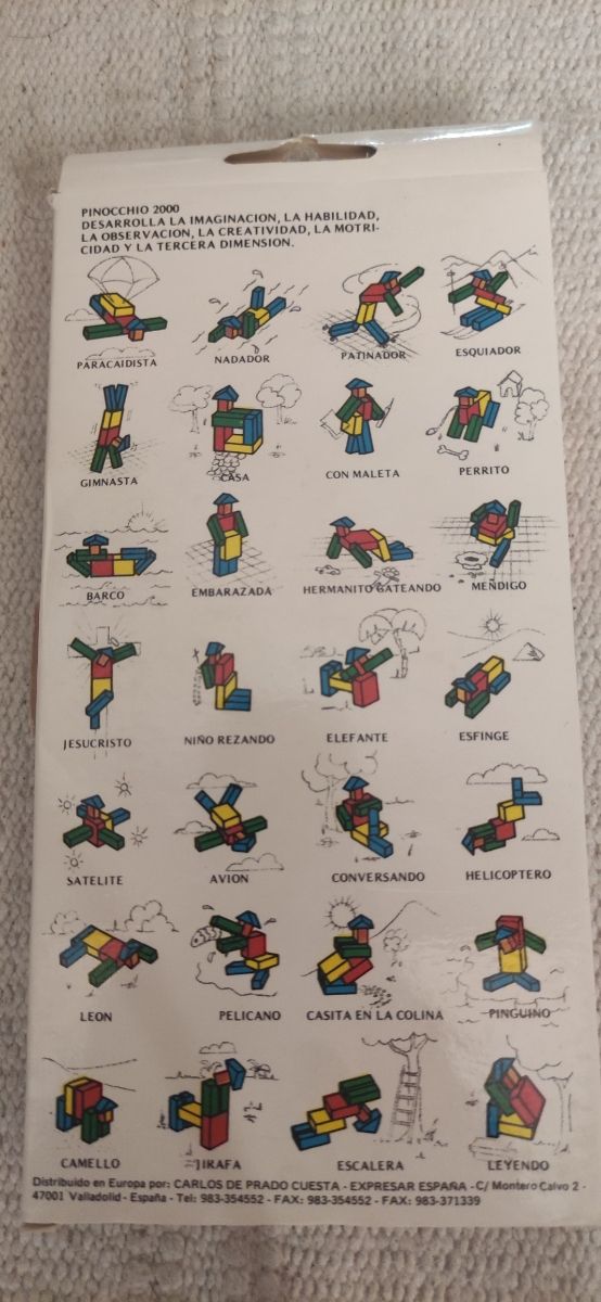 Bambola educativa in legno. Pinocchio 2000. 