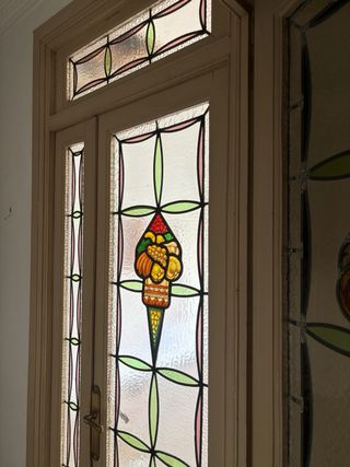 Puertas decorativas con vidrieras
