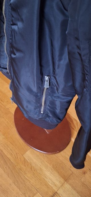 Chaqueta bomber negra talla S