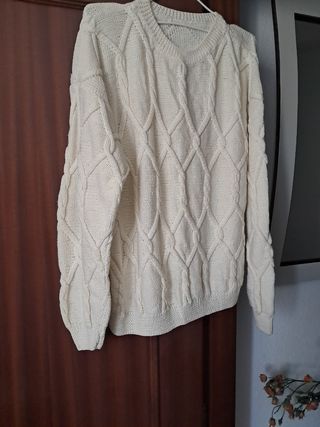 Jersey tejido a mano dos agujas