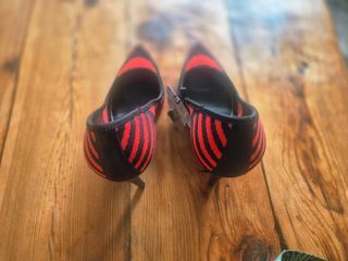 Zapatos de tacón Zara Talla 39 Negros/Rojos