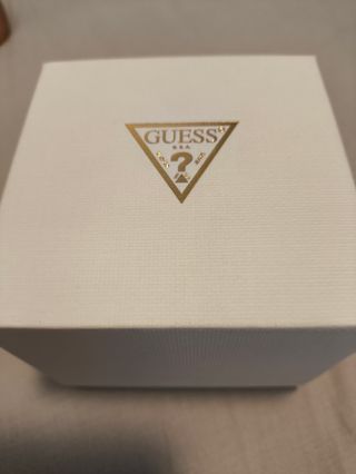 Reloj Guess Marrón