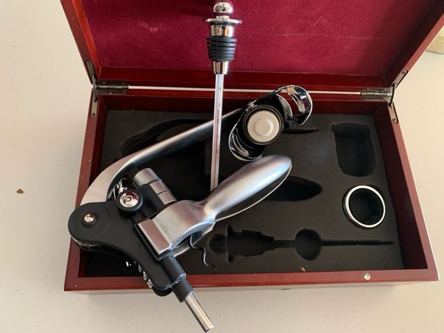 Juego Sacacorchos y Accesorios Vino