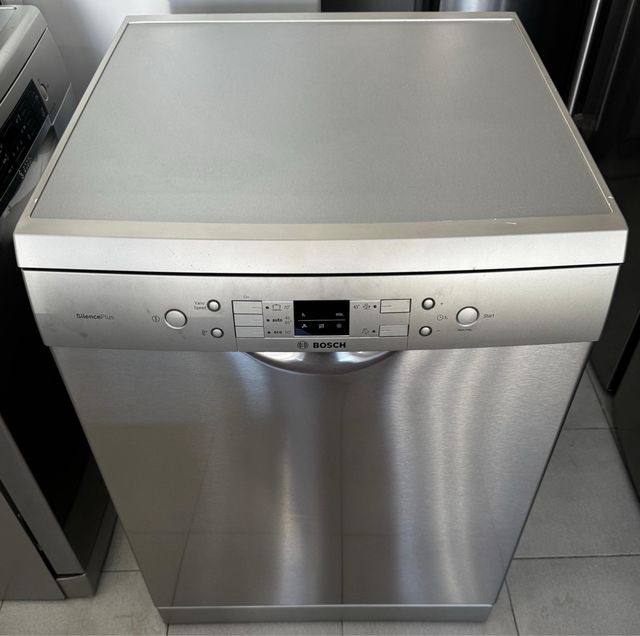 LAVAVAJILLAS MARCA BOSCH SILENCEPLUS EN INOX
