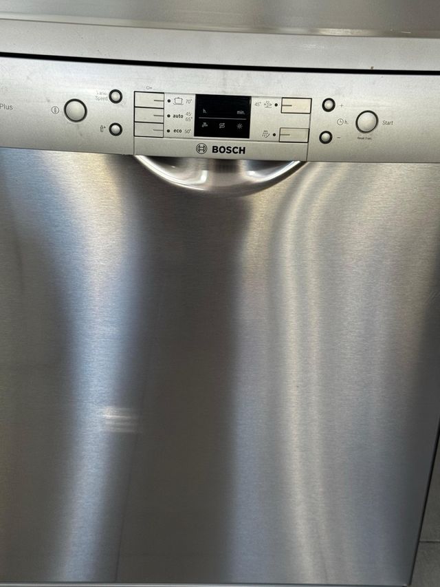 LAVAVAJILLAS MARCA BOSCH SILENCEPLUS EN INOX