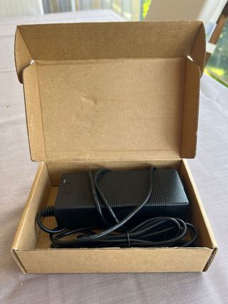 Cargador Patinete Eléctrico (Xiaomi)