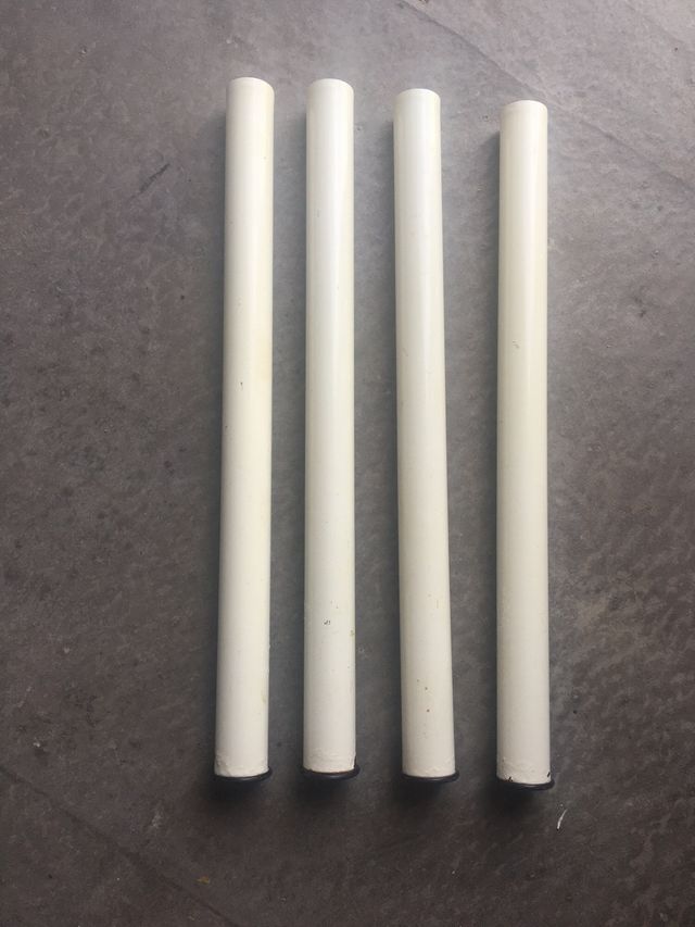 4 Patas Metálicas Blancas para Mesa
