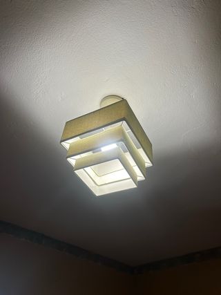 Lámpara de techo moderna beige