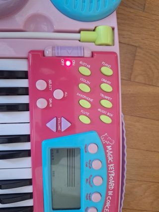 Piano Eléctrico de juguete