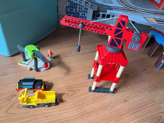 Circuito de trenes y coches