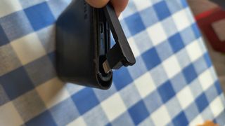 Cartera Gnist y cargador de iPhone/iPad