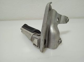 Estribera Derecha Con Soporte Yamaha Tmax 500 (01-