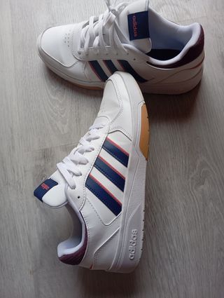 Zapatillas Adidas CourtBeat Blancas y Azules