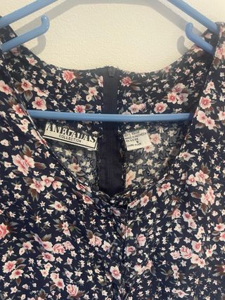 Mono corto floral como nuevo