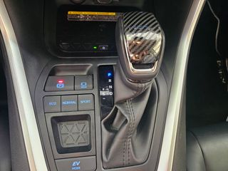 Toyota RAV4 advance plus. 218cv etiqueta eco