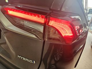 Toyota RAV4 advance plus. 218cv etiqueta eco