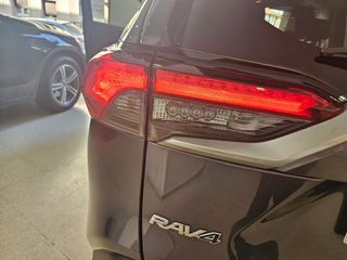 Toyota RAV4 advance plus. 218cv etiqueta eco