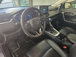 Toyota RAV4 advance plus. 218cv etiqueta eco