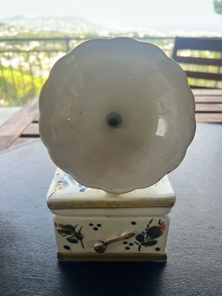 Gramófono Cerámica Caja Decorada 10x10x19