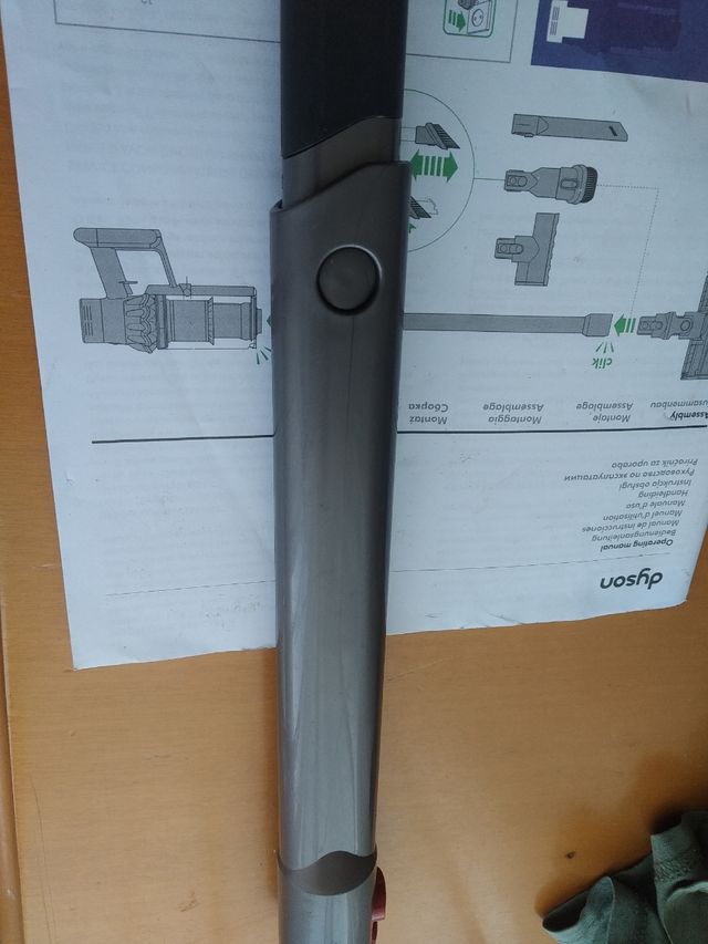 Rinconera telescópica Dyson V15