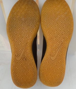 Zapatillas Nike futbol sala gym balonmano 42