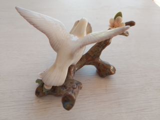 Figuras de porcelana Lladro: Palomas en cerezo