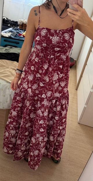 Vestido largo floral Stradivarius rojo