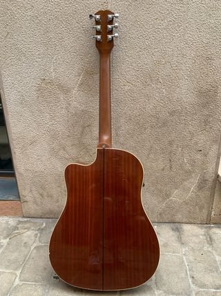 Guitarra Electroacústica Epiphone
