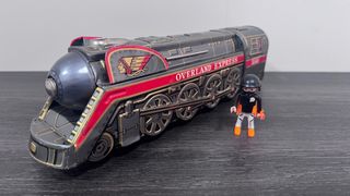 Locomotora Japonesa de Chapa Overland Express