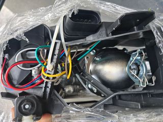Faros Audi A6 2000 a 2005