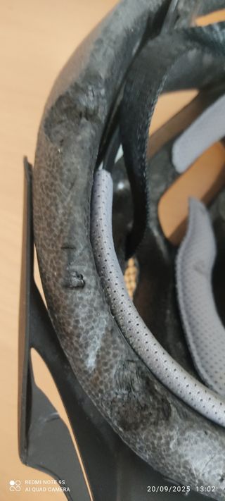 Casco de bicicleta negro