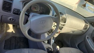 DESPIECE HYUNDAI ACCENT 1.5 CRDI 82 cv 2005