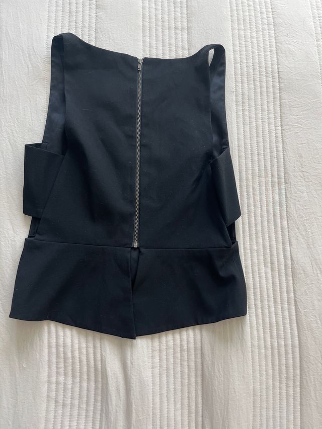 Top Negro Asimétrico Mason Talla S