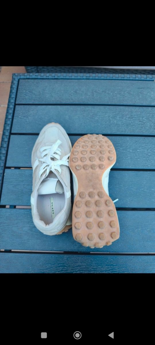 Deportivas Corina Beige y Blancas
