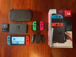 Nintendo Switch Azul y Rojo