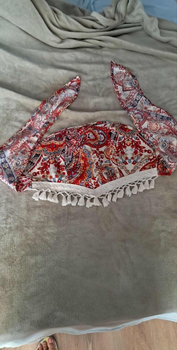 Pack 32 tops, crop tops y camisetas