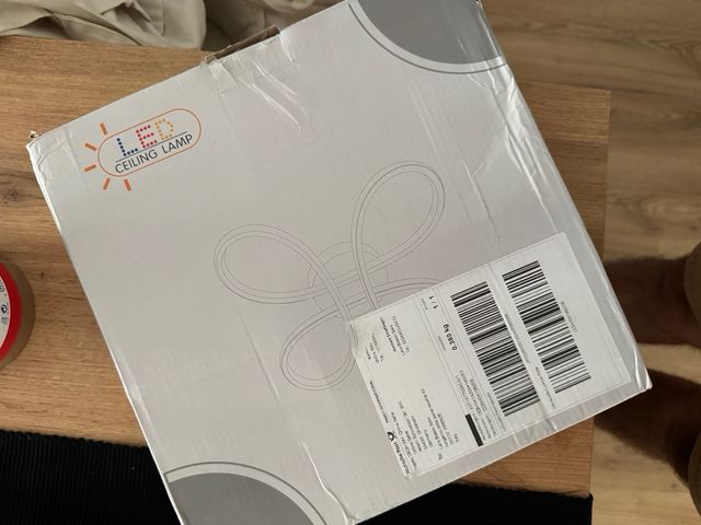 Lampada LED da soffitto moderna