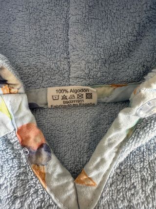 Poncho de playa con capucha