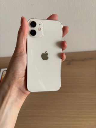 iPhone 12 mini bianco + cover floreale