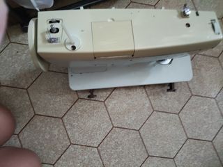 Máquina de coser Singer Vintage 4M-823G