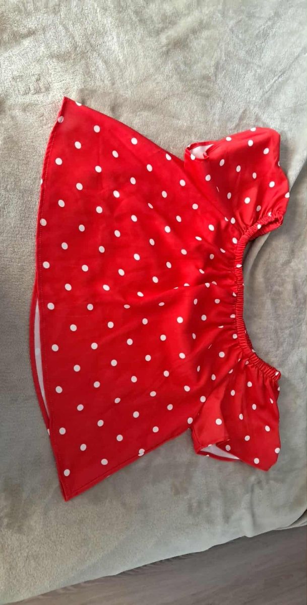 Pack 32 tops, crop tops y camisas