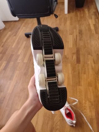 Zapatos convertibles en patines